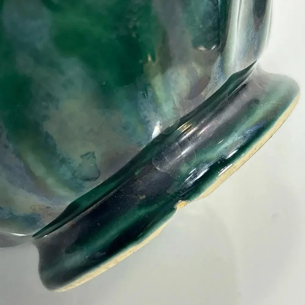 Vintage MCM USA Ceramic Green White Glaze‎ Swirl Urn Vase